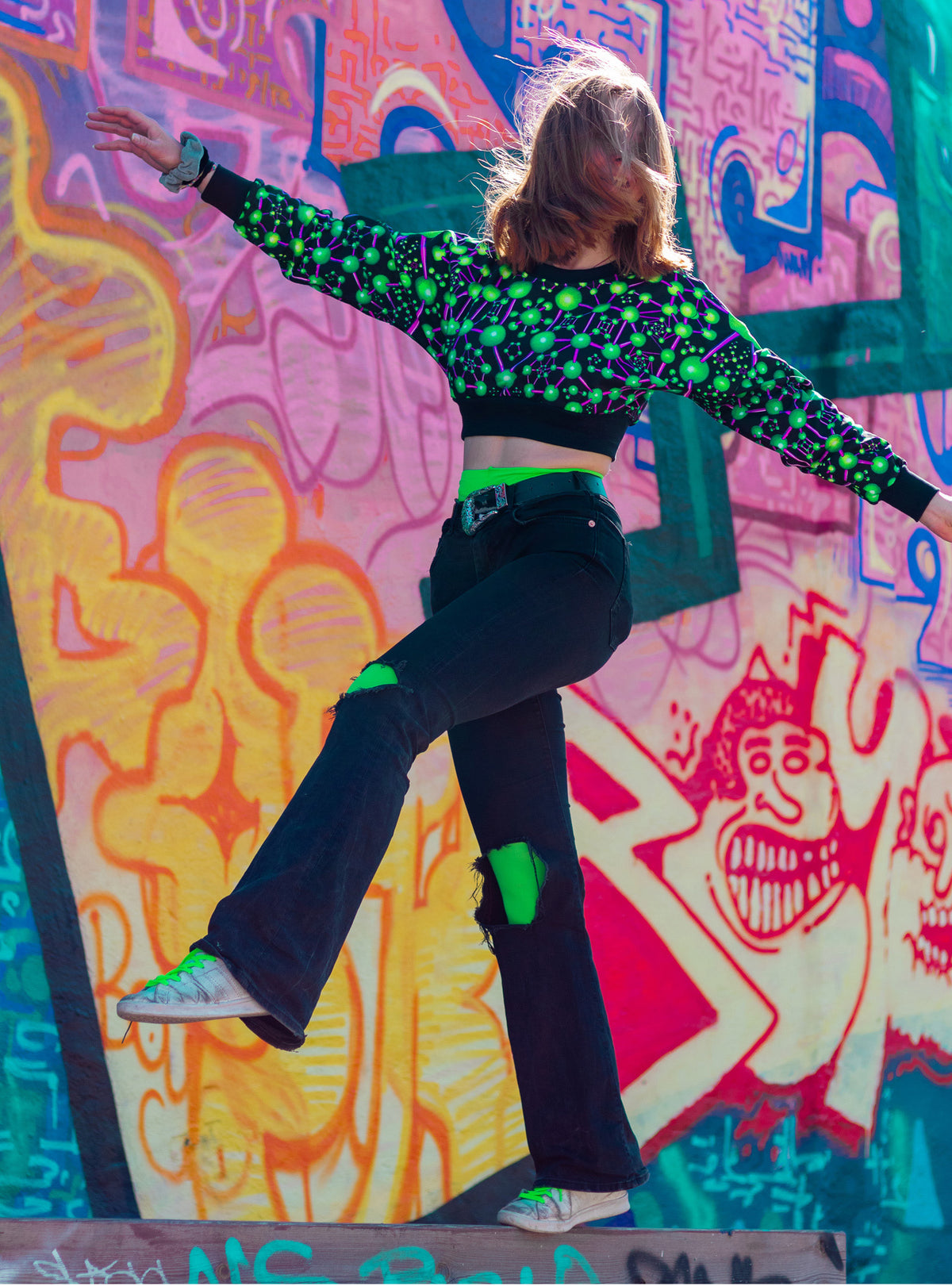 Cropped Sweat : Atomic Alien - Women Tops - Space Tribe