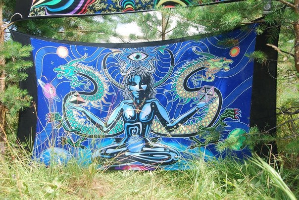 UV Wallhanging : Cosmo