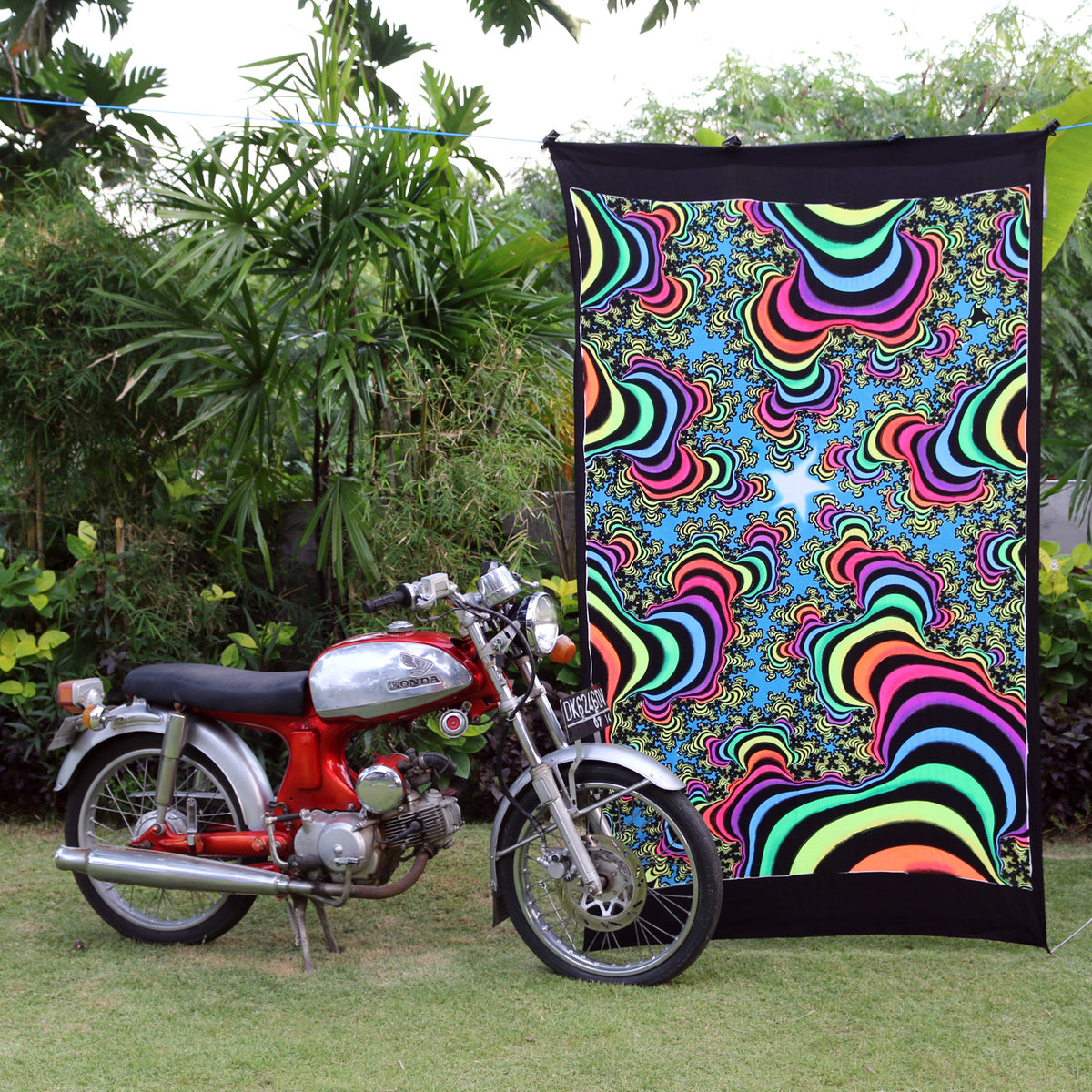 UV Wallhanging : Rainbow Valley Fractal