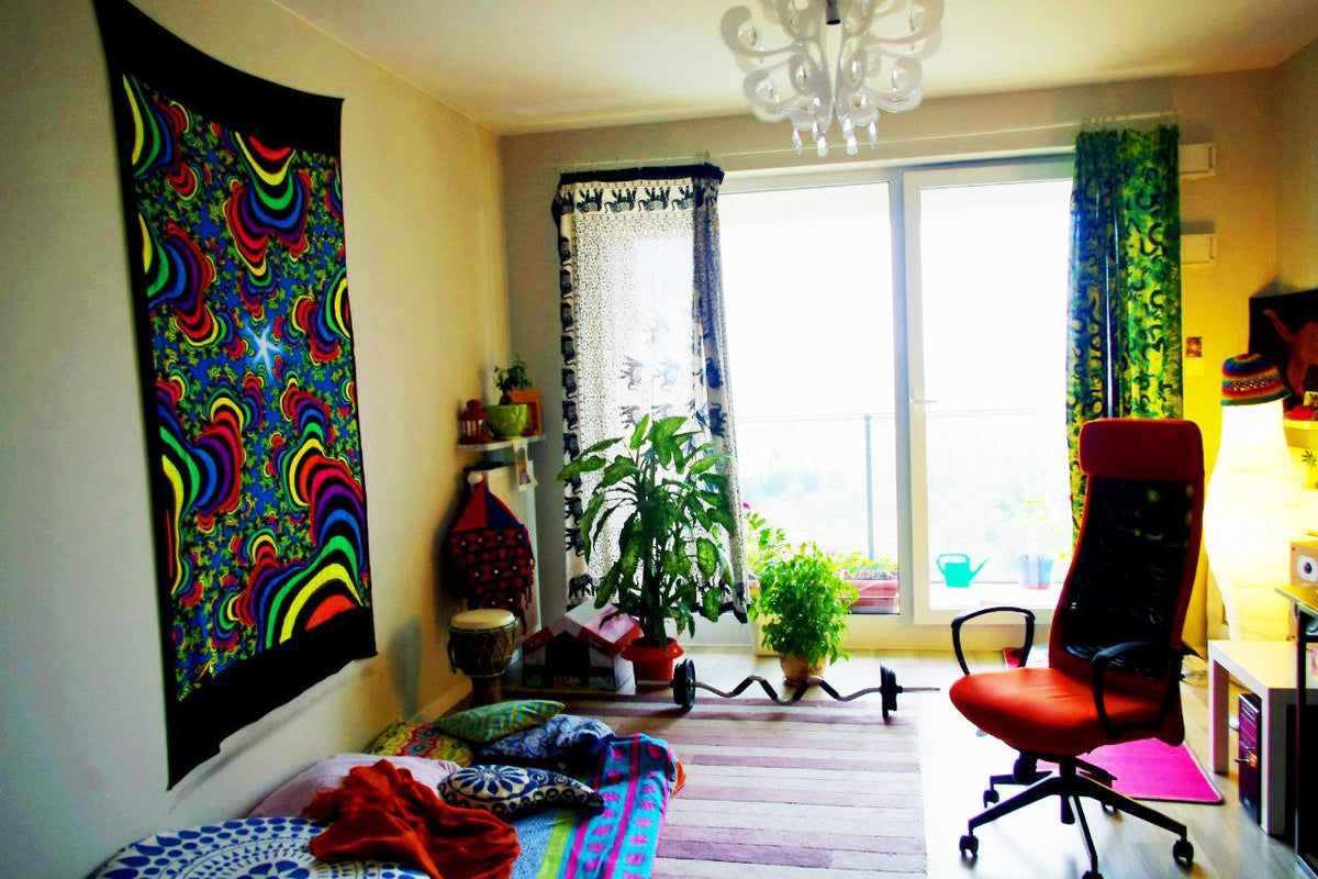 UV Wallhanging : Rainbow Valley Fractal