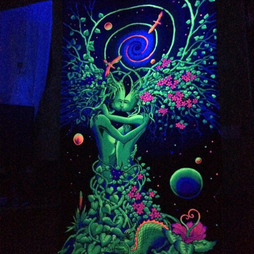 UV Wallhanging : Nature's Embrace