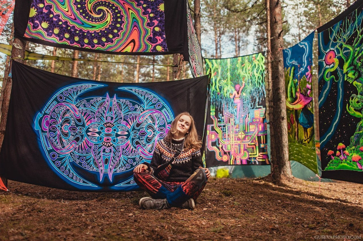 UV Wallhanging : Tree Spirit