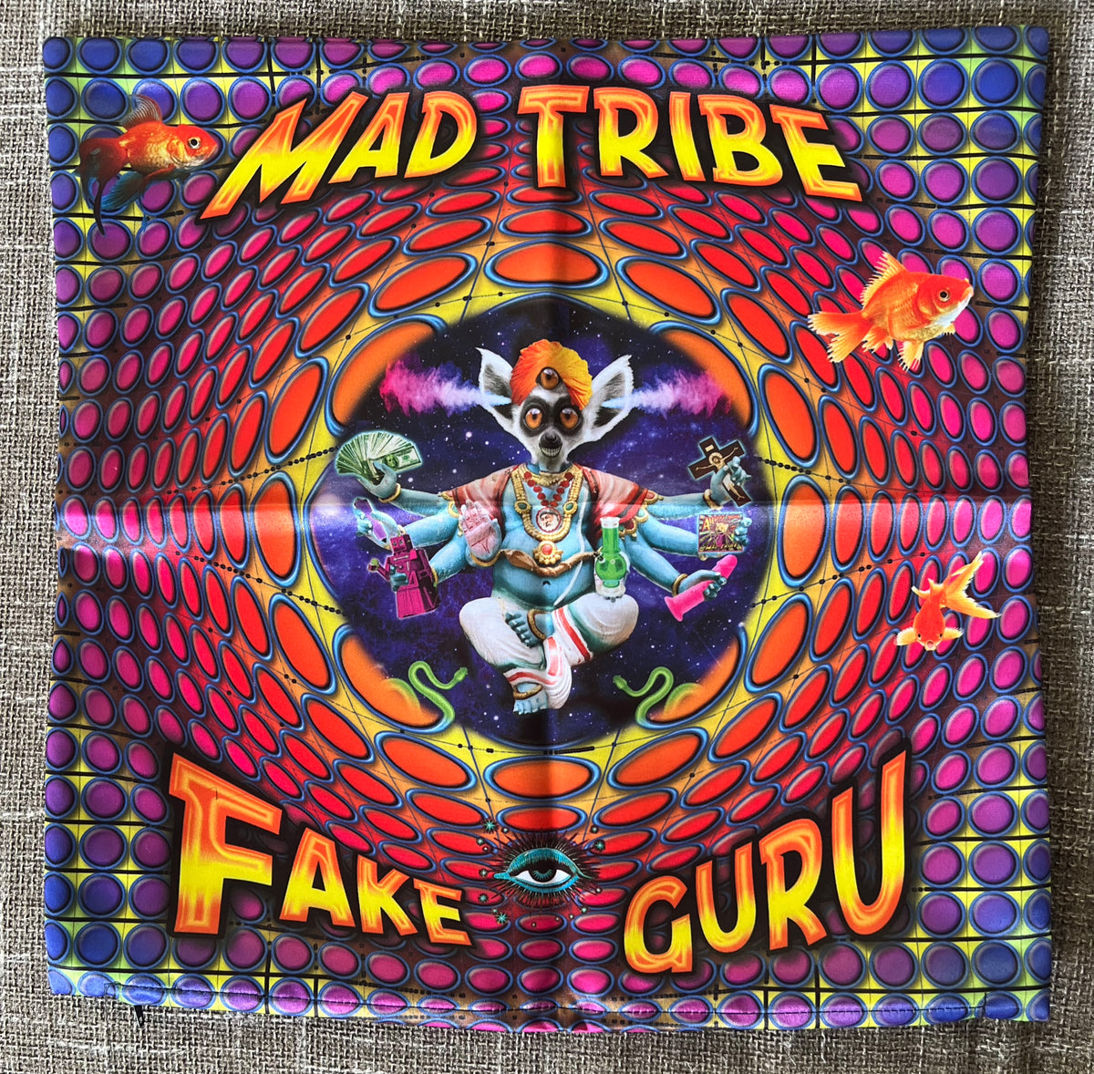 Cushion cover 40 cm : Fake Guru