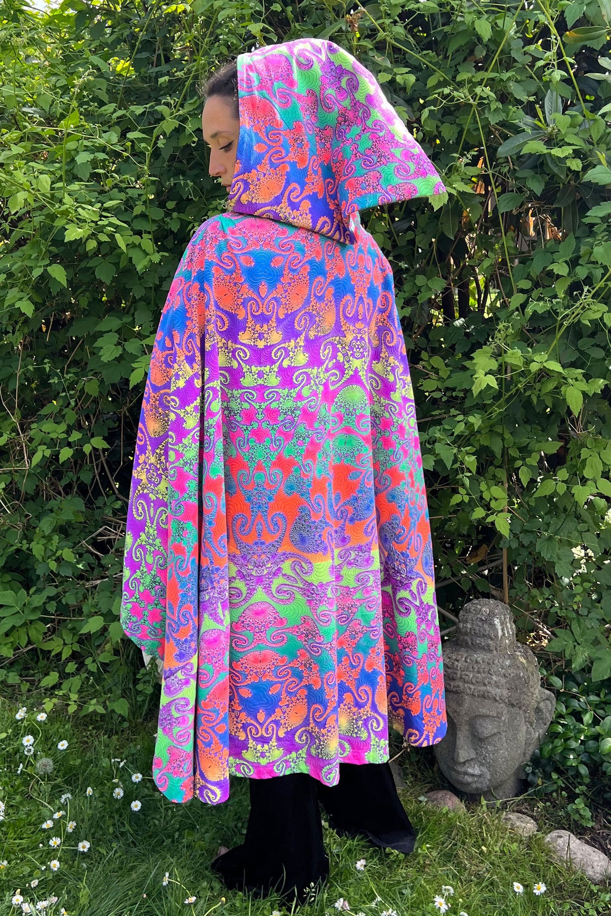 Hooded Cape : Rainbow Jellyfish Fractal