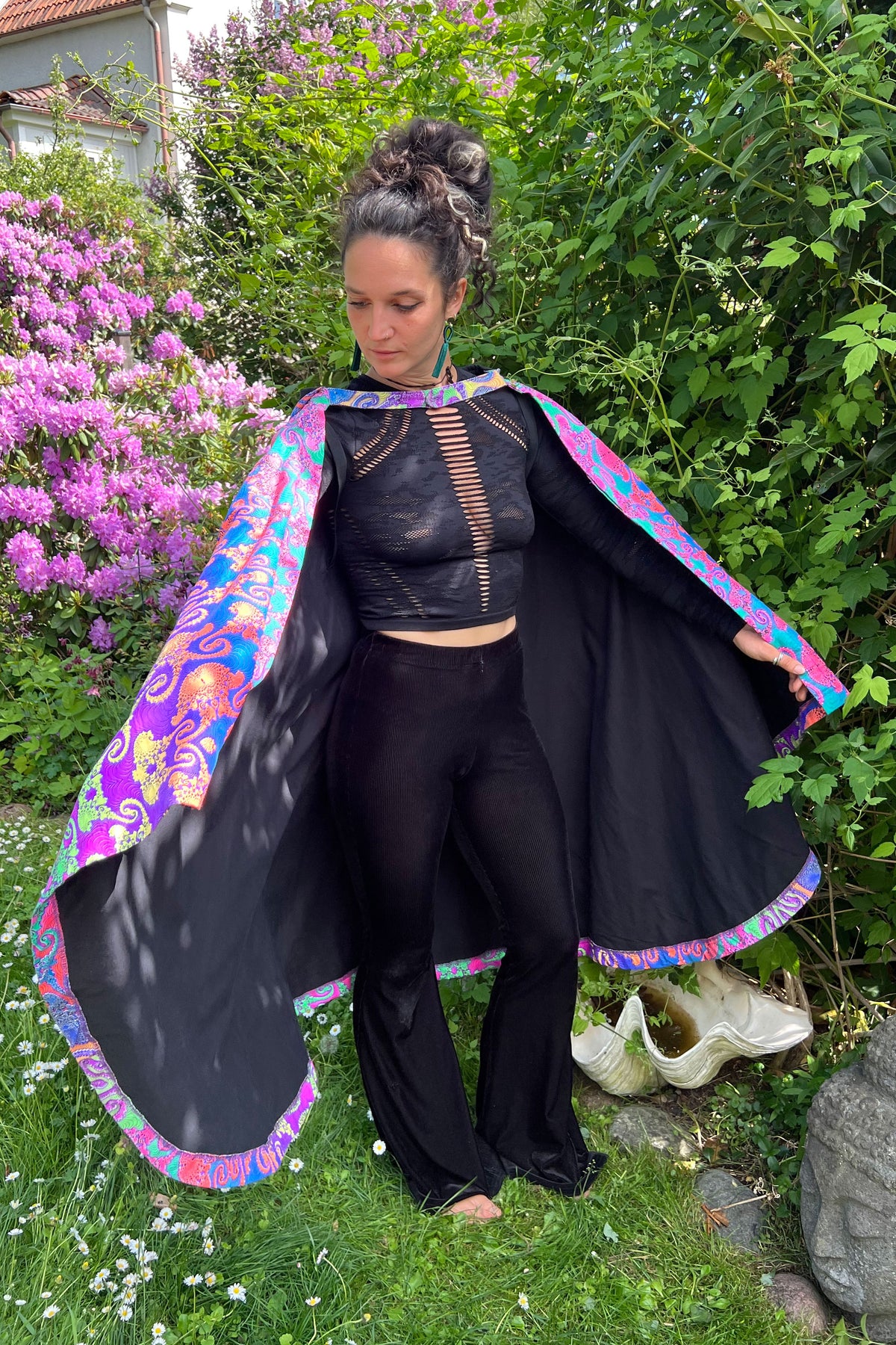 Hooded Cape : Rainbow Jellyfish Fractal