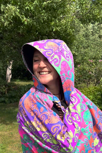 Hooded Cape : Rainbow Jellyfish Fractal
