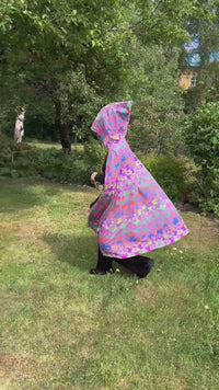 Hooded Cape : Rainbow Jellyfish Fractal